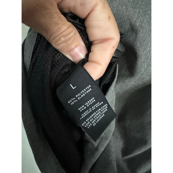 Travis Mathew Men's Black Gray Colorblock Full Zip Jacket Size Large - Picture 3 of 5